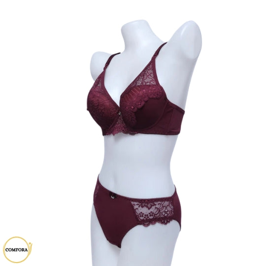 Elegant Lace Charm Lingerie Set