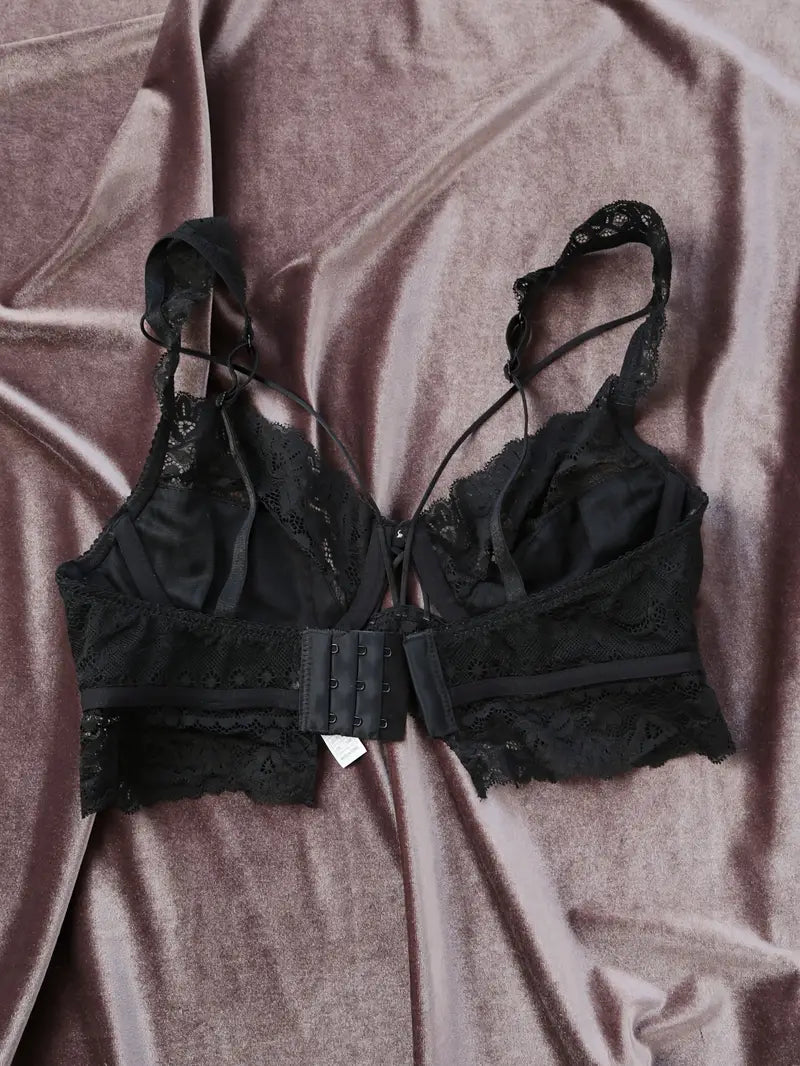 Lingerie Set with Decorative Pendant