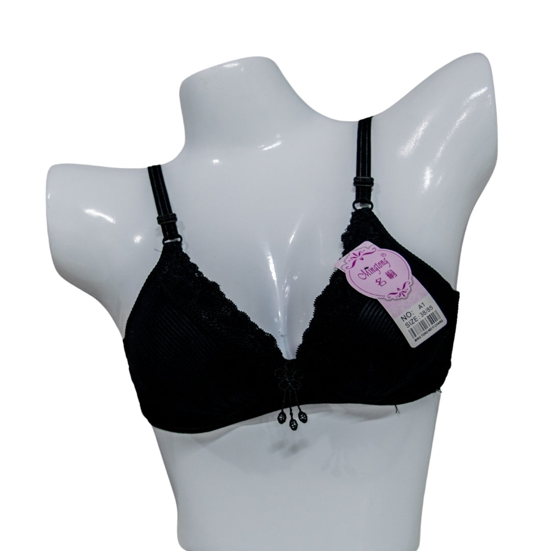 Lace-Trimmed Padded Bra – Black
